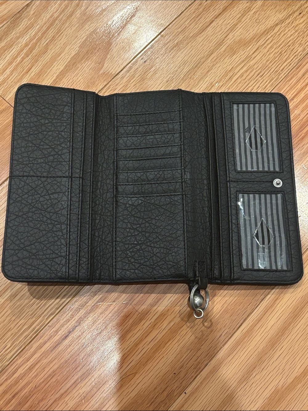 Volcom Long Wallet - Picture 6 of 13
